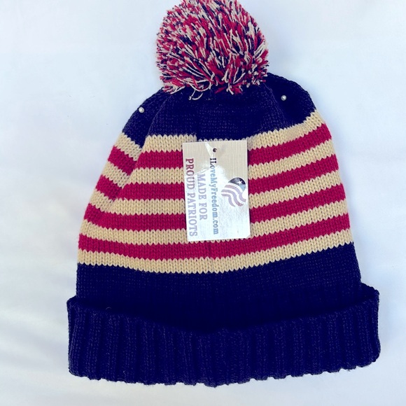 NWT PRESIDENT TRUMP 45TH PRESIDENT BEAUTIFUL UNISEX BEANIE. - Picture 3 of 6
